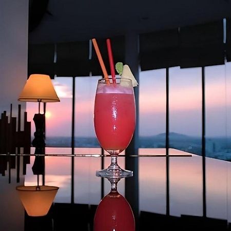 River City Hotel Mukdahan Kültér fotó