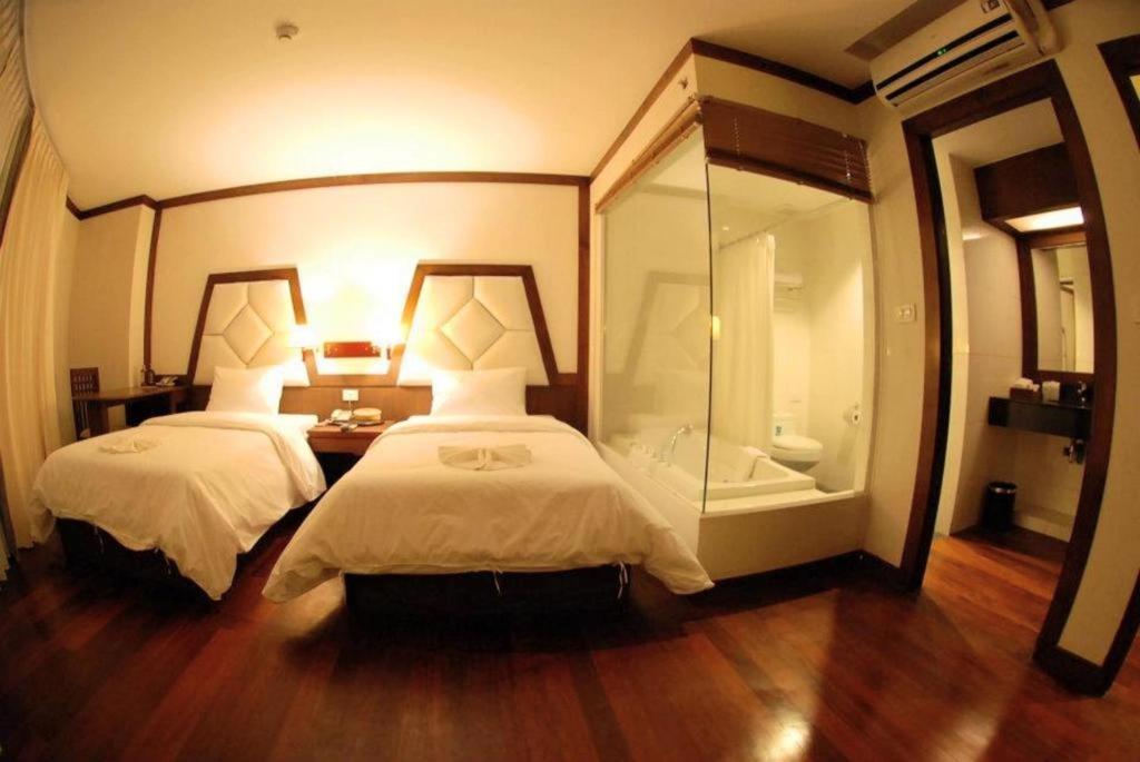 River City Hotel Mukdahan Kültér fotó