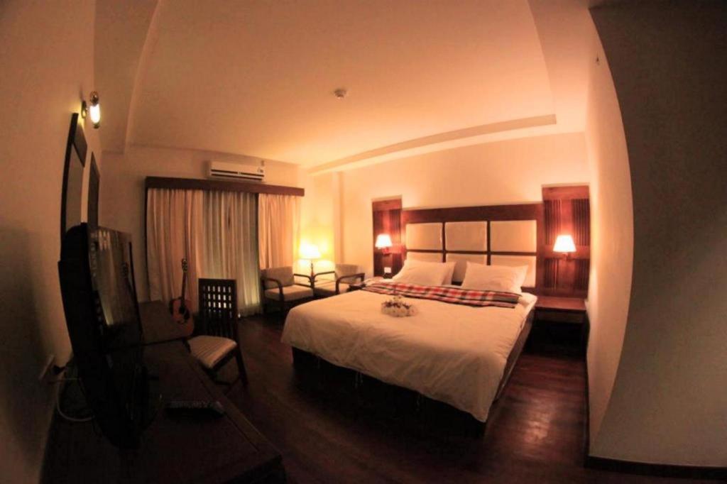 River City Hotel Mukdahan Kültér fotó