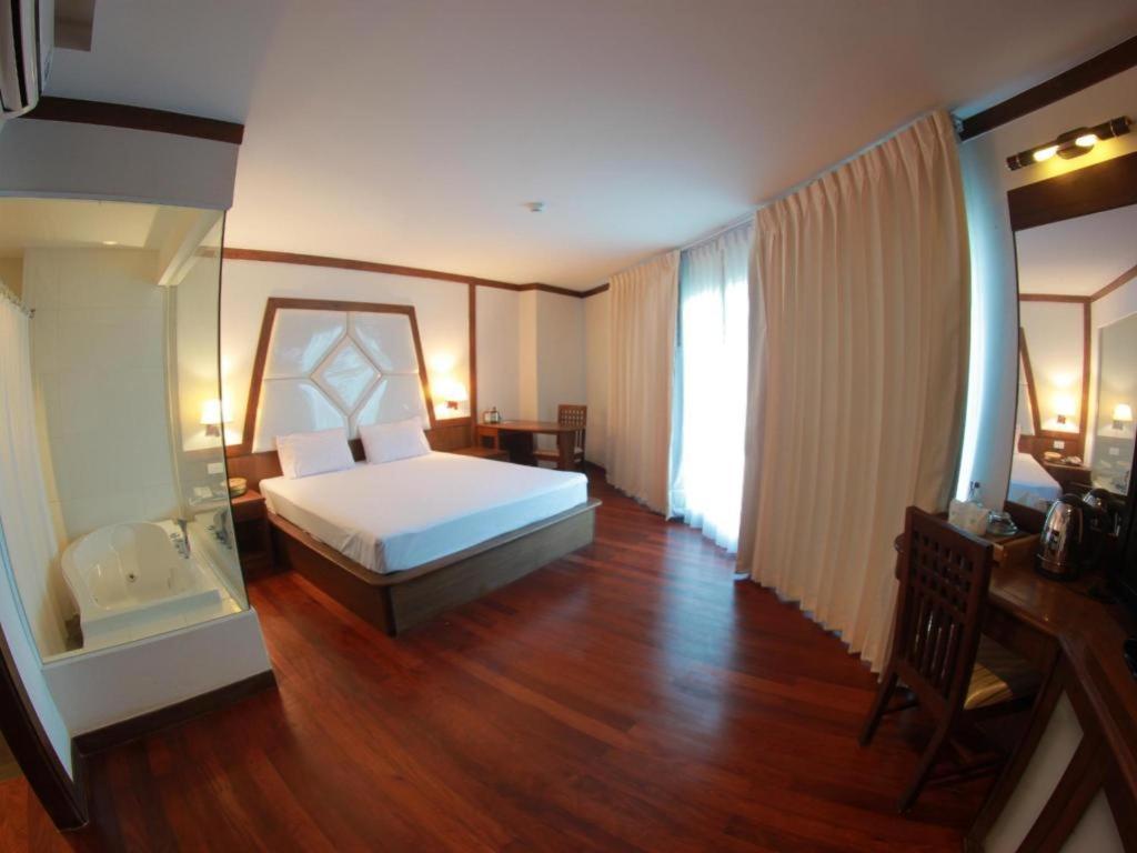 River City Hotel Mukdahan Kültér fotó
