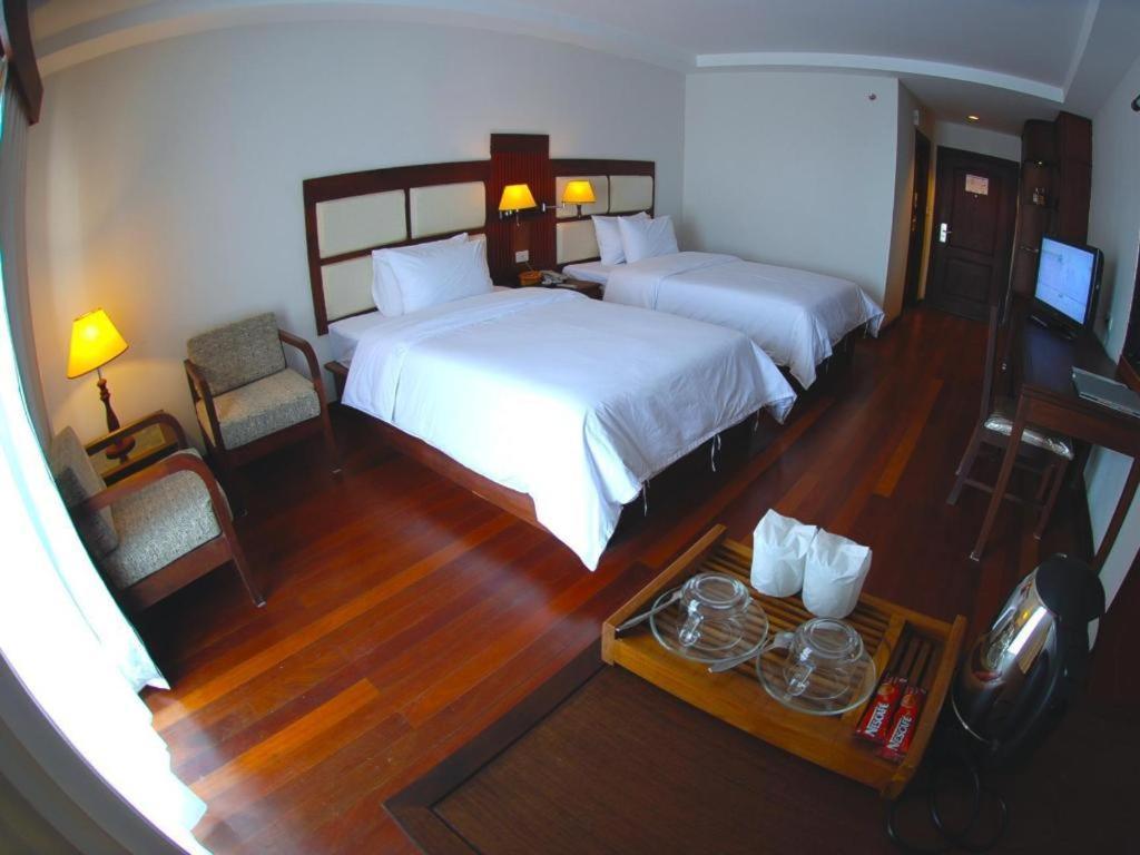 River City Hotel Mukdahan Kültér fotó