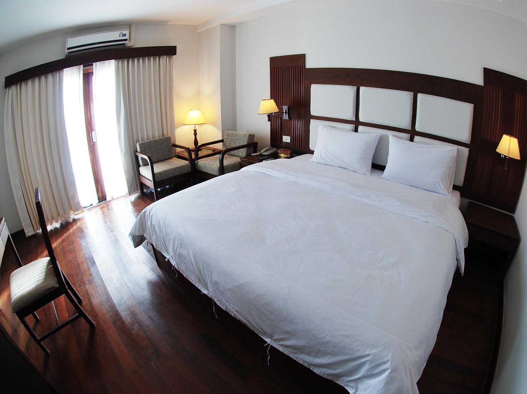 River City Hotel Mukdahan Kültér fotó