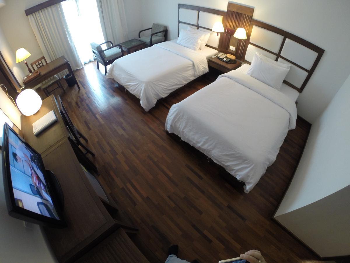River City Hotel Mukdahan Kültér fotó
