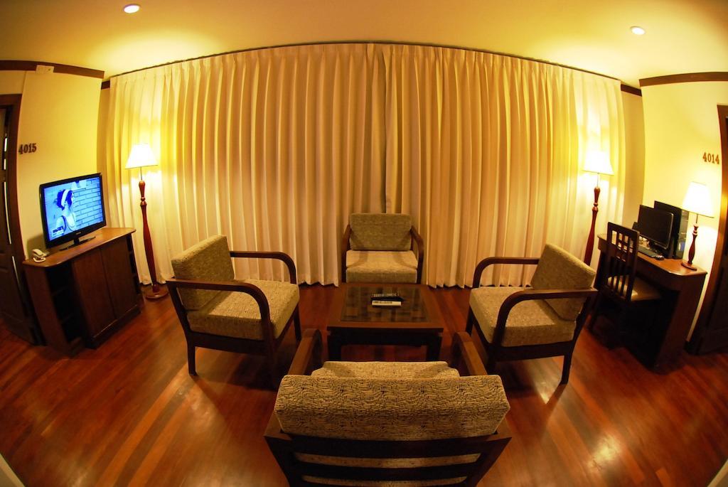 River City Hotel Mukdahan Kültér fotó