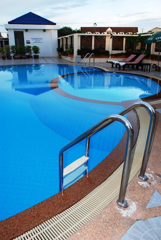 River City Hotel Mukdahan Kültér fotó
