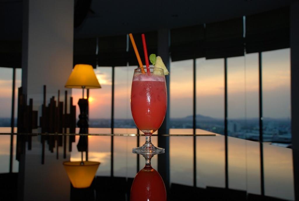 River City Hotel Mukdahan Kültér fotó